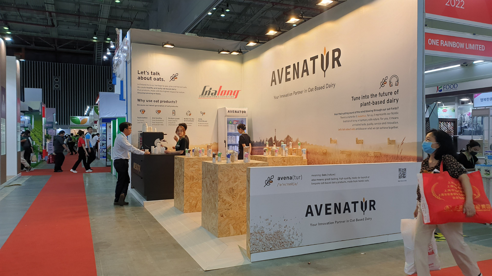 AVENATUR - The booth was constructed and designed by Gia Long