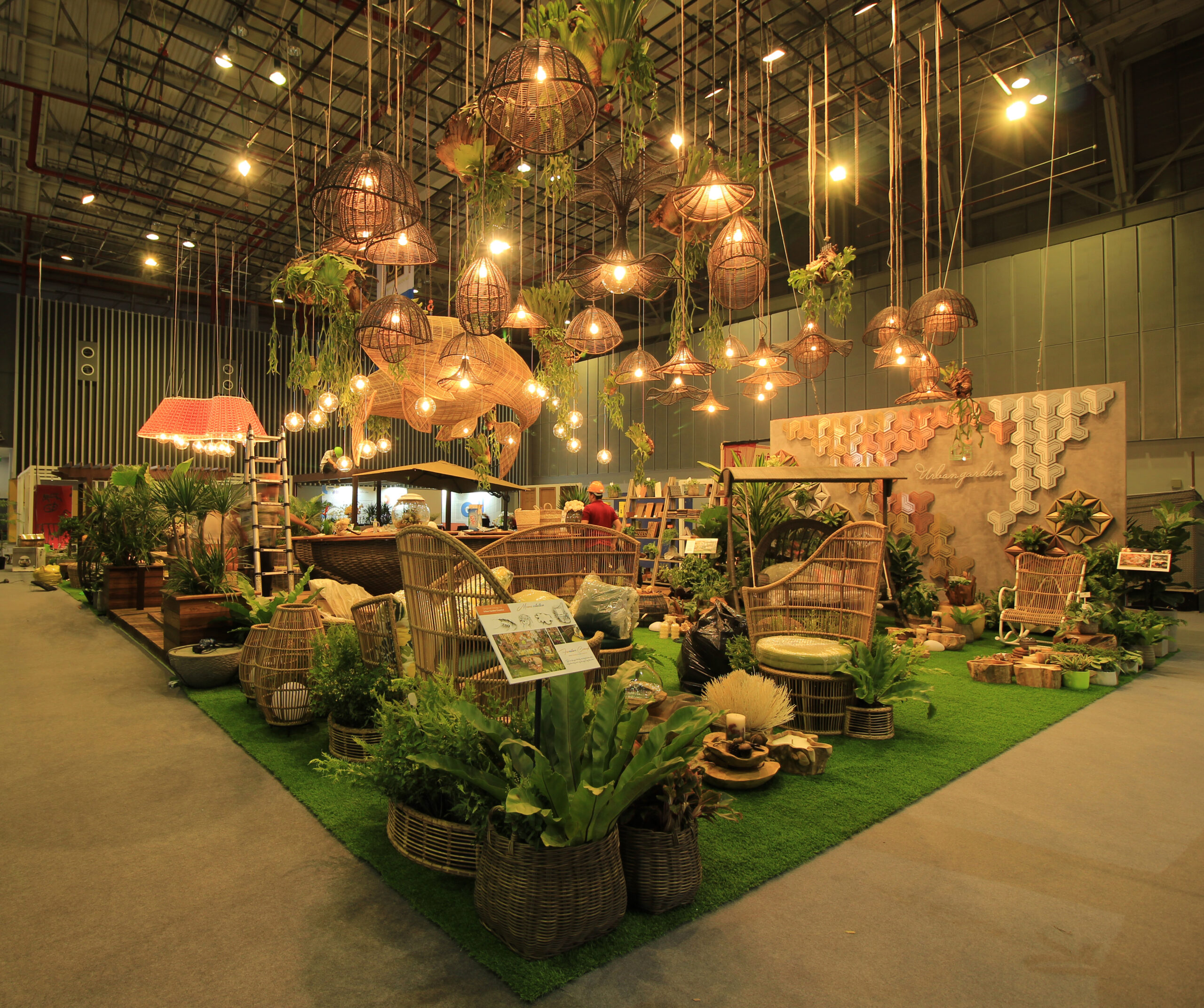 Thiết kế thi công gian hàng - Design and construction of booth vifa expo