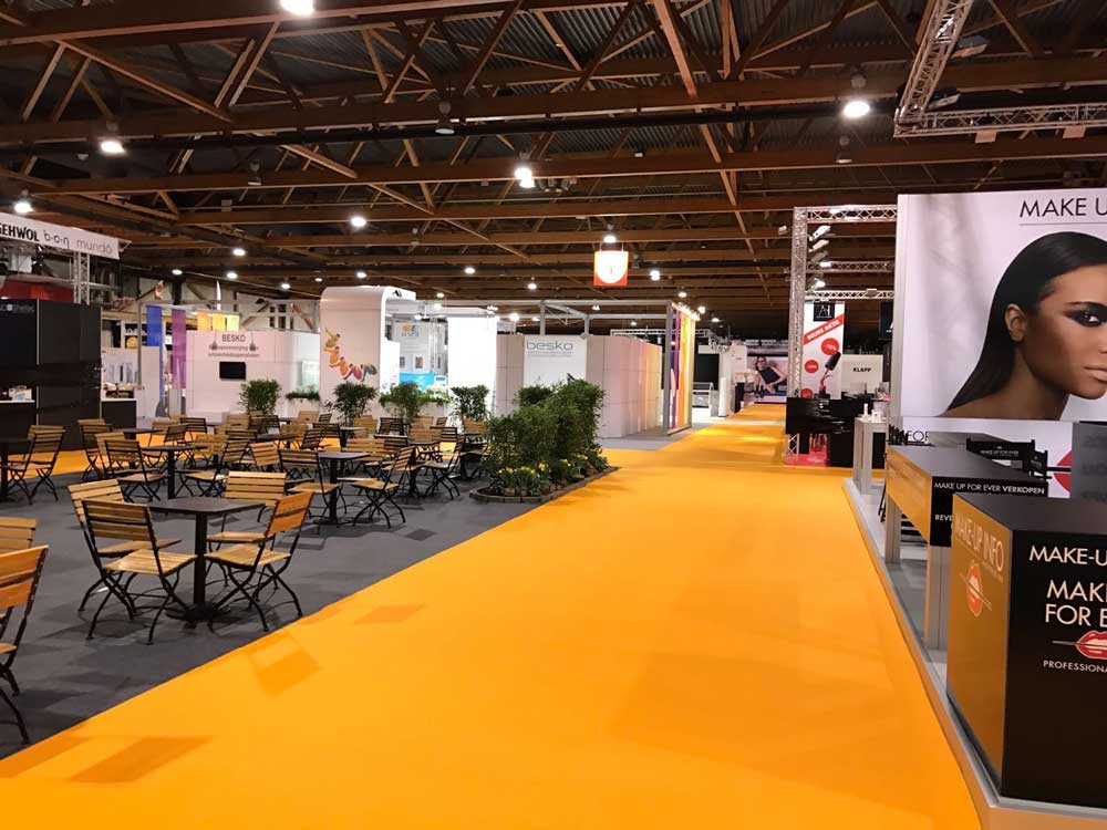 Using carpet enhances the aesthetics of the exhibition stand